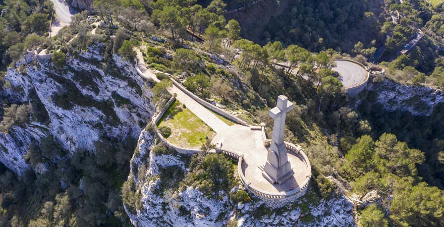 Steinkreuz Creu de Picot auf Puig des Mila, Puig de Sant Salvador